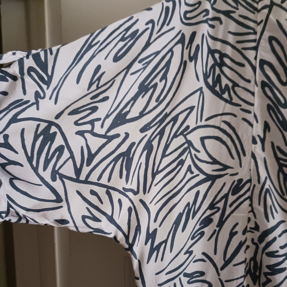 Loft top size L blue and white pattern - Picture 4 of 4